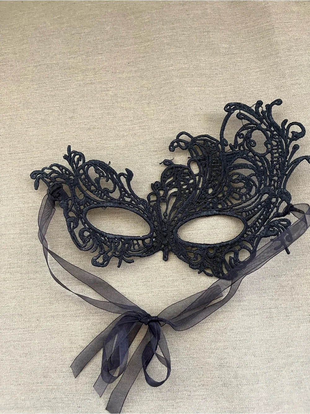 Luxury Masquerade Couple Mask - Black—Set of 2